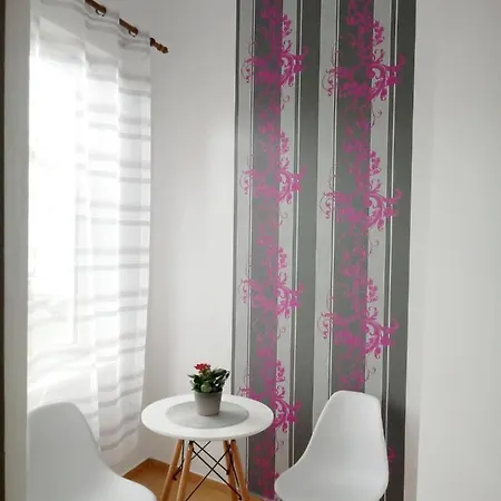 Pokoje Centrum - Swiatowit Vandrarhem *